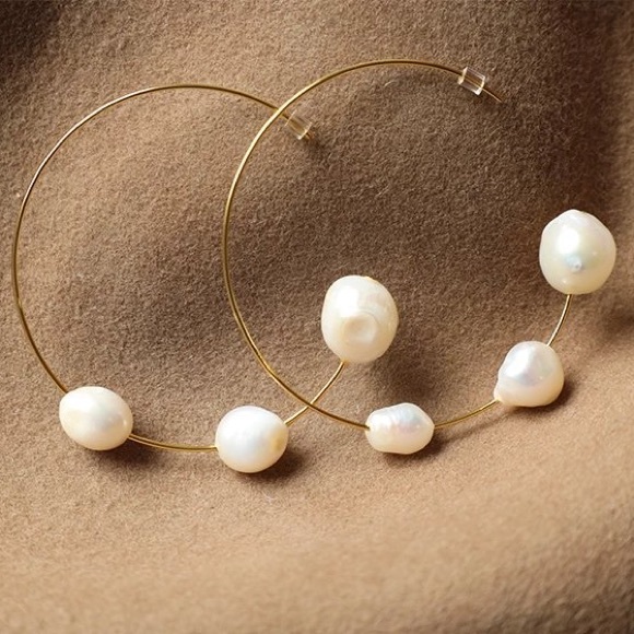 Cult Gaia Nubia Hoop Earrings - Picture 5 of 5